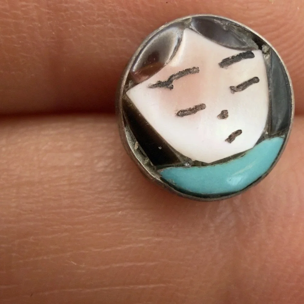 Vintage Zuni Women Face Turquoise Inlay Stud Earrings Pop Art Mod Addition Read